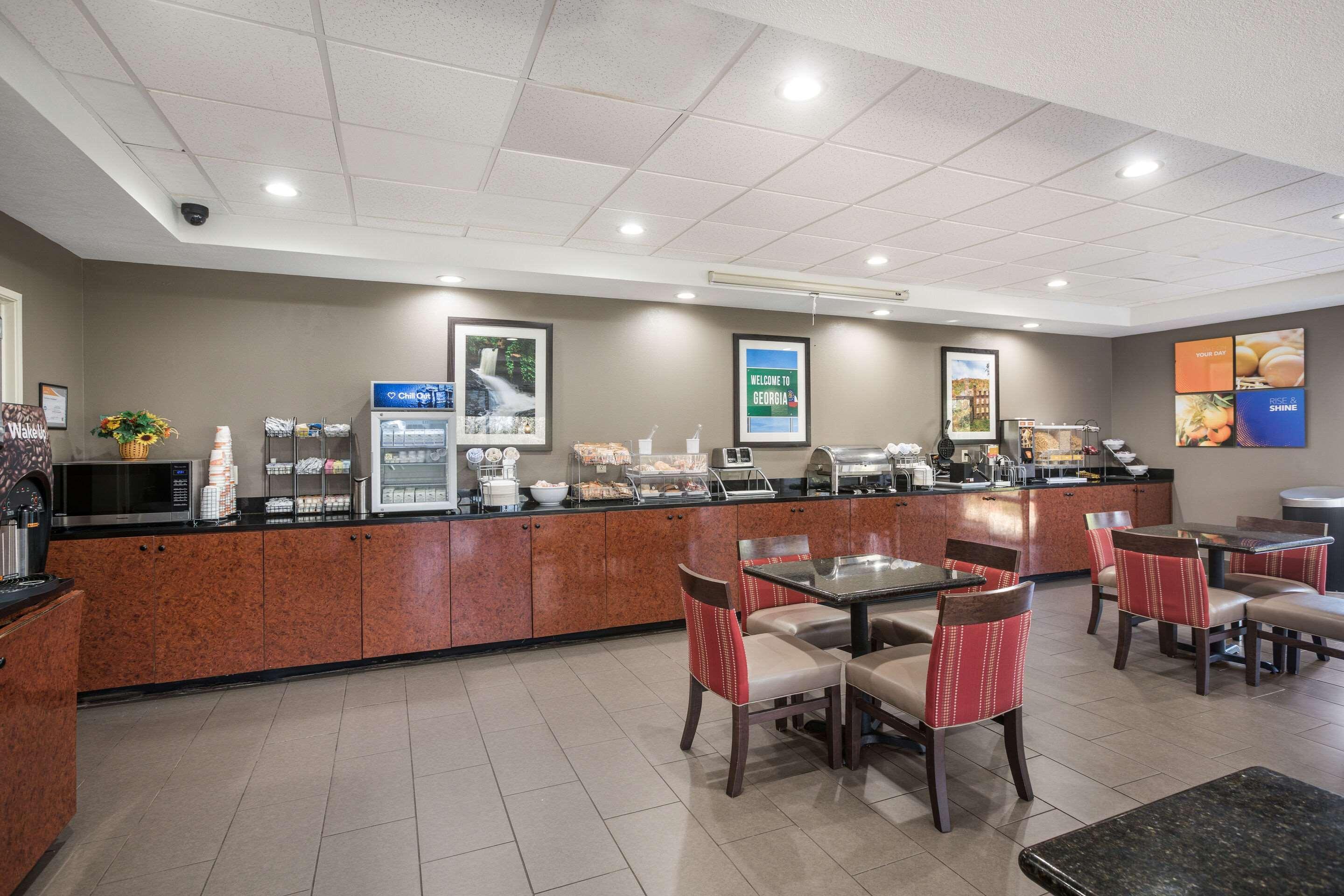 Comfort Suites Forsyth Near I-75 Ngoại thất bức ảnh